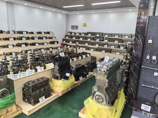 購入 C7.1 Engine Spare Parts For Caterpillar Cylinder Head online manufacture